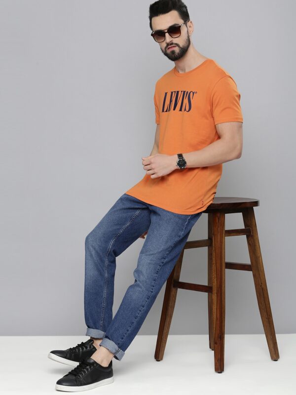 Men Blue Tapered Fit Light Fade Stretchable Casual Jeans - Image 4