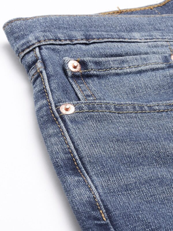 Men Blue Tapered Fit Light Fade Stretchable Casual Jeans - Image 6