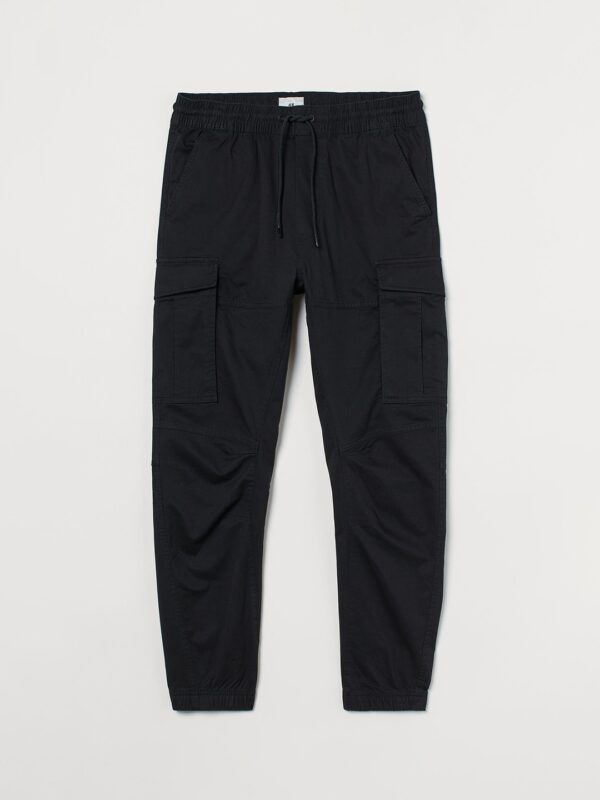 Men Black Solid Cargo Joggers - Image 4