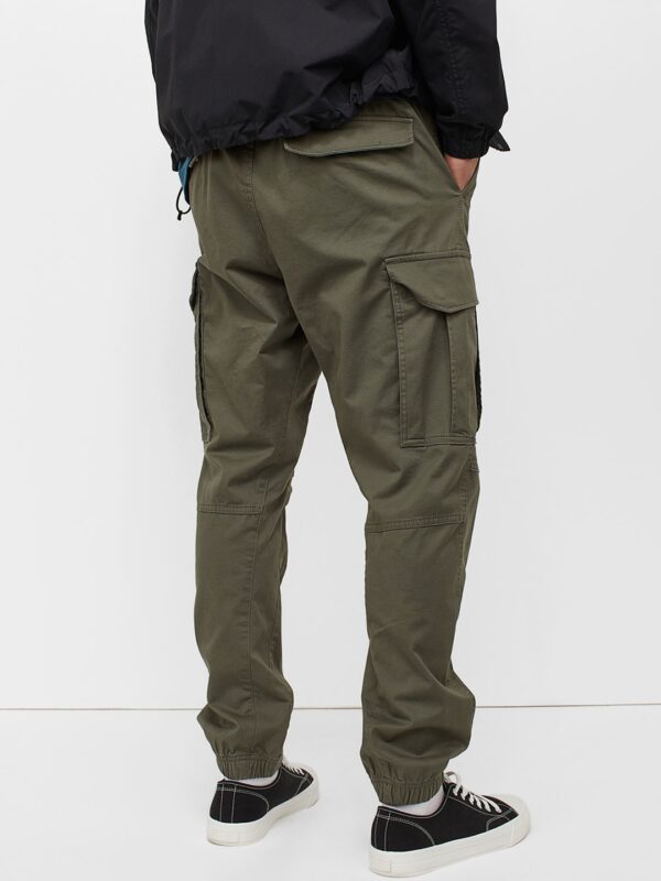 Men Green Solid Cargo Joggers - Image 2