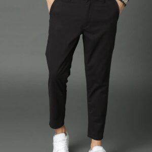 Men Slim Fit Easy Wash Chinos Trousers
