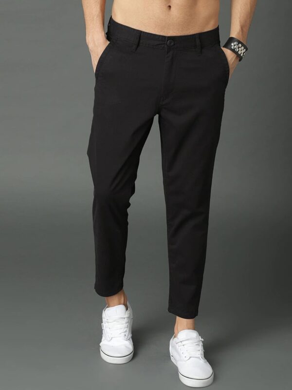 Men Slim Fit Easy Wash Chinos Trousers