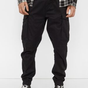 Men Black Solid Cargo Joggers