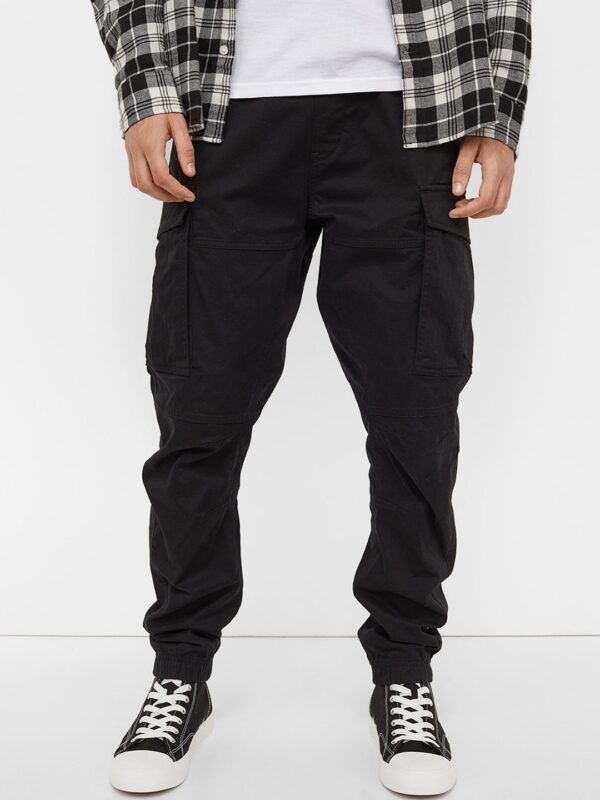 Men Black Solid Cargo Joggers