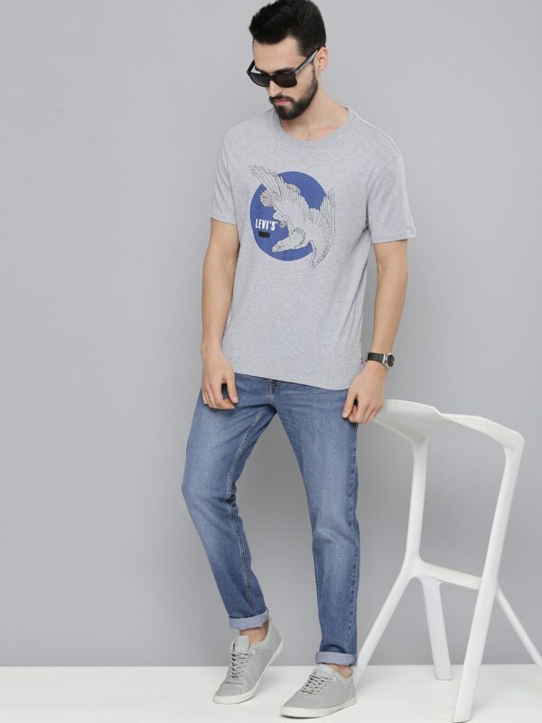 Men Blue Tapered Fit Light Fade Stretchable Casual Jeans - Image 4